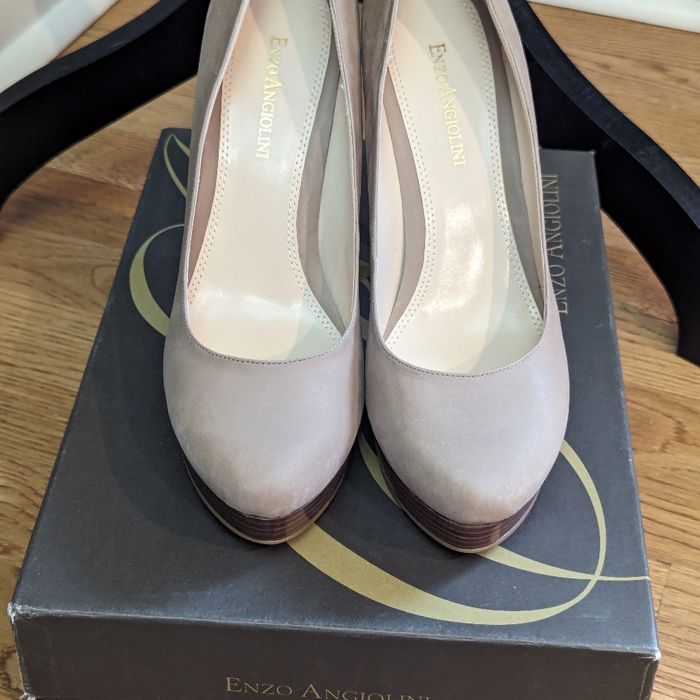 Platform pumps